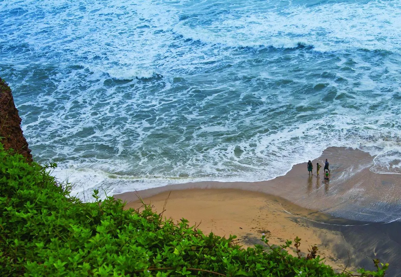 Blooming Bay - Clifftop Beach Resort Varkala