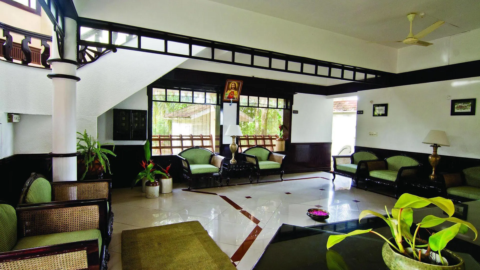 Blooming Bay - Clifftop Beach Resort Varkala India