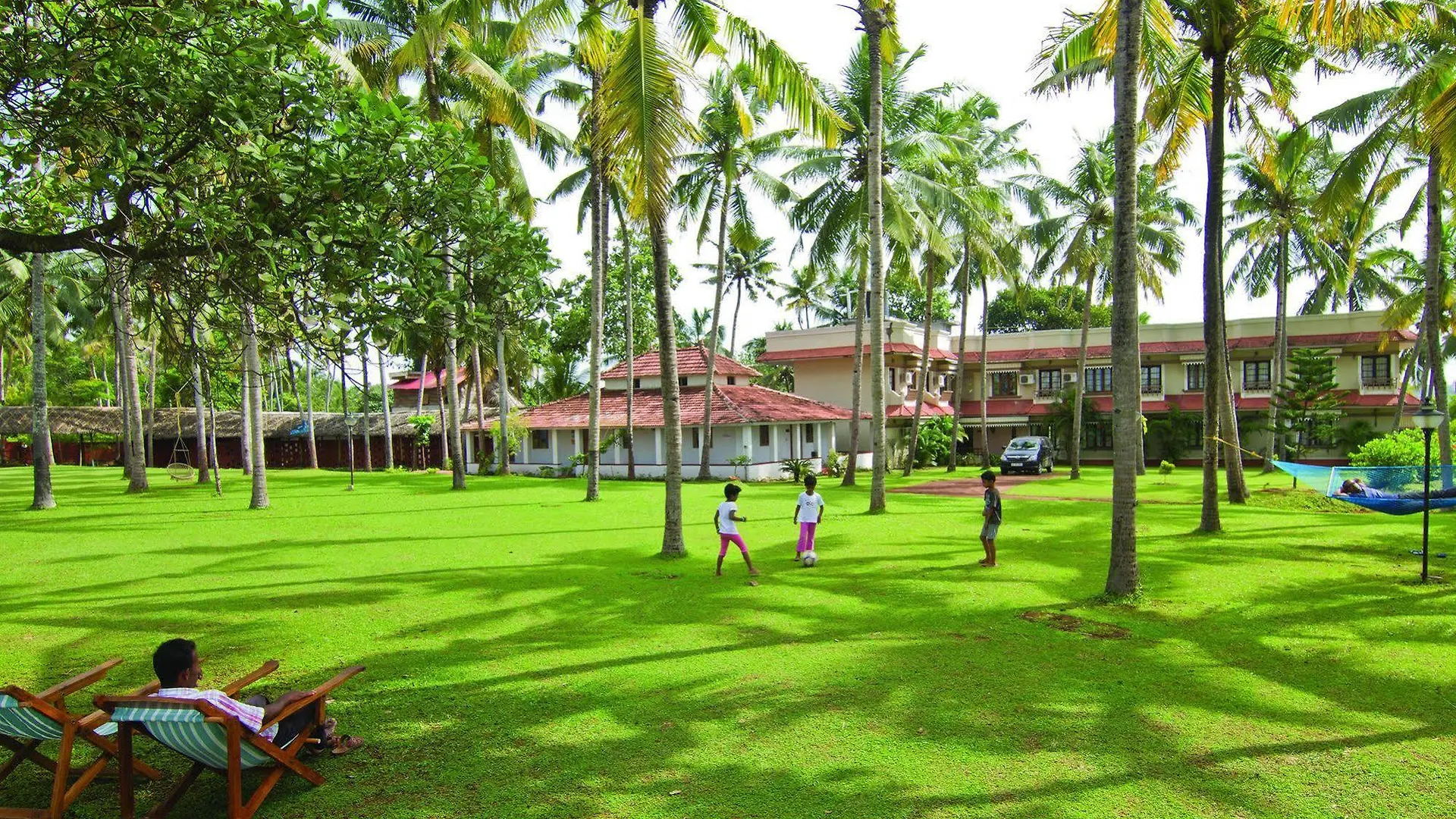 Blooming Bay - Clifftop Beach Resort Varkala